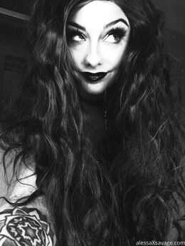 Alessa Savage