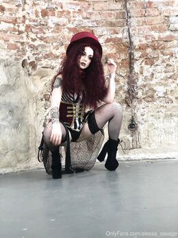Alessa Savage