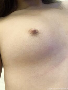 Ellie May (ellalxox)