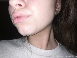 Ellie May (ellalxox)