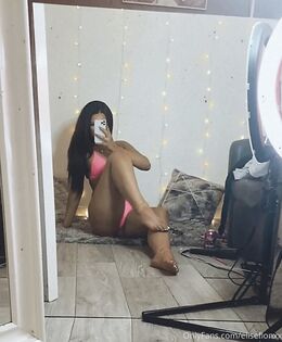 Elise Clayton (elisefionxx)