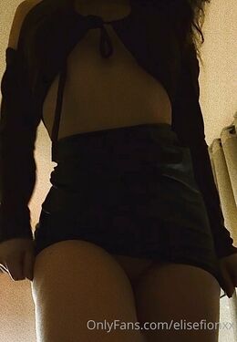 Elise Clayton (elisefionxx)