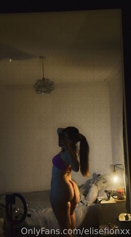 Elise Clayton (elisefionxx)