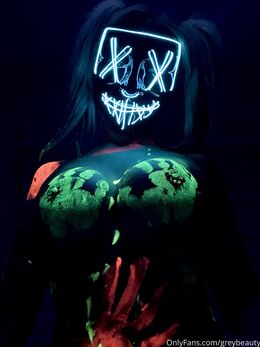 Zoe Grey