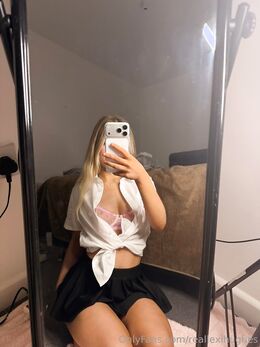 Lexi Hughes